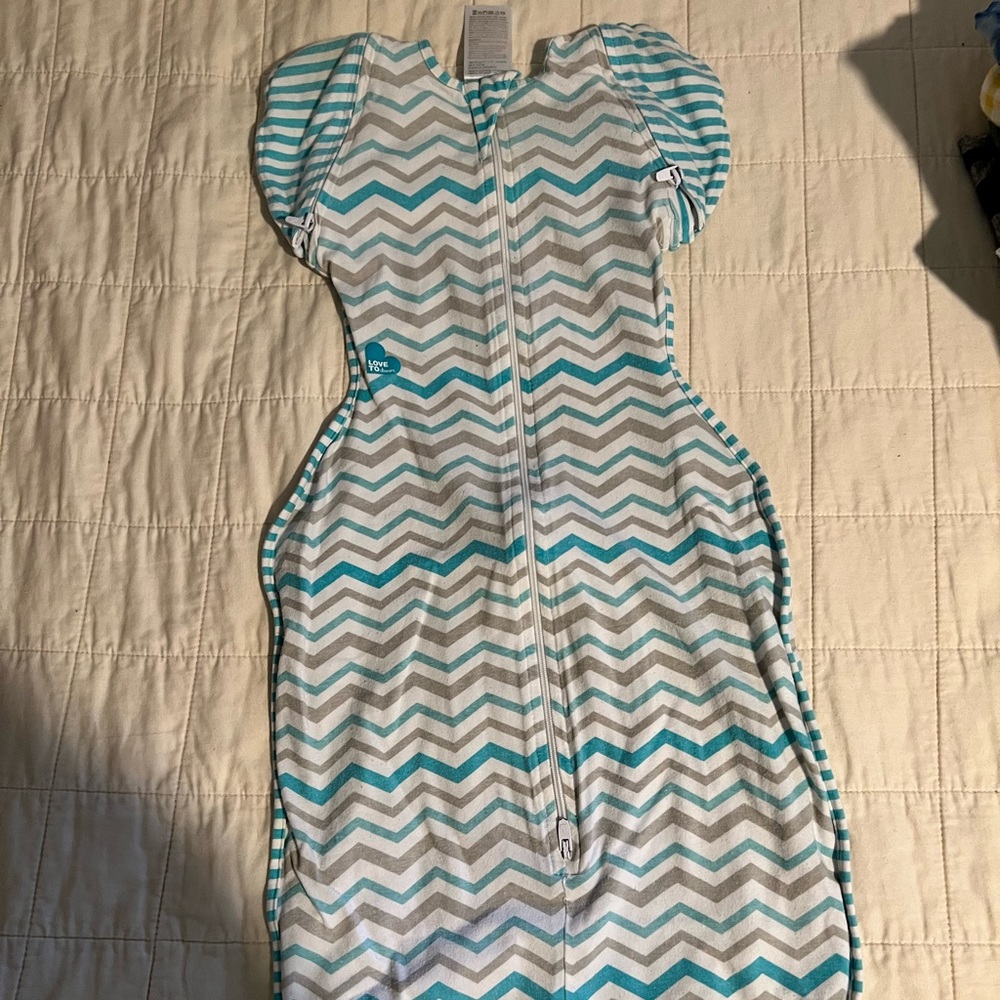 Love To Dream 50/50 swaddle